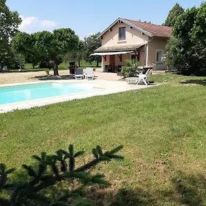 gte-la-campagne-avec-piscine.hotels-rhonealpes.com/
